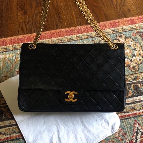 SOLD***Chanel Vintage Bijoux Chain Medium Double Flap Bag - Picture 2 of 16